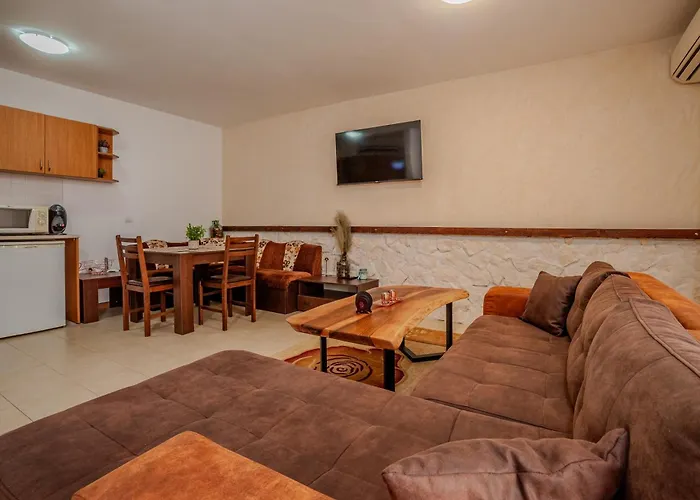 With Indoor Fireplace